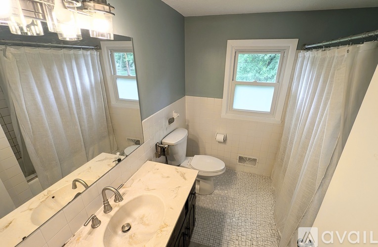 2808 Aglen Street 5 Beds Single Family Home for Rent - Photo gallery 4