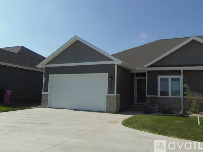 N Canterbury Cir 2 Beds Townhouse for Rent - Photo gallery 2