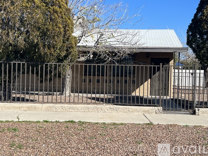 6399 Normandy Dr 2 Beds Apartment for Rent - Photo gallery 2