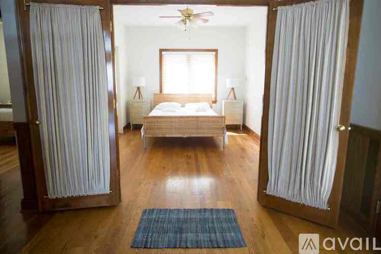 848 Bay Front Avenue 3 Beds Single Family Home for Rent - Photo gallery 4