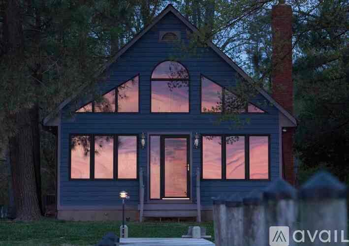 848 Bay Front Avenue 3 Beds Single Family Home for Rent - Photo gallery 5