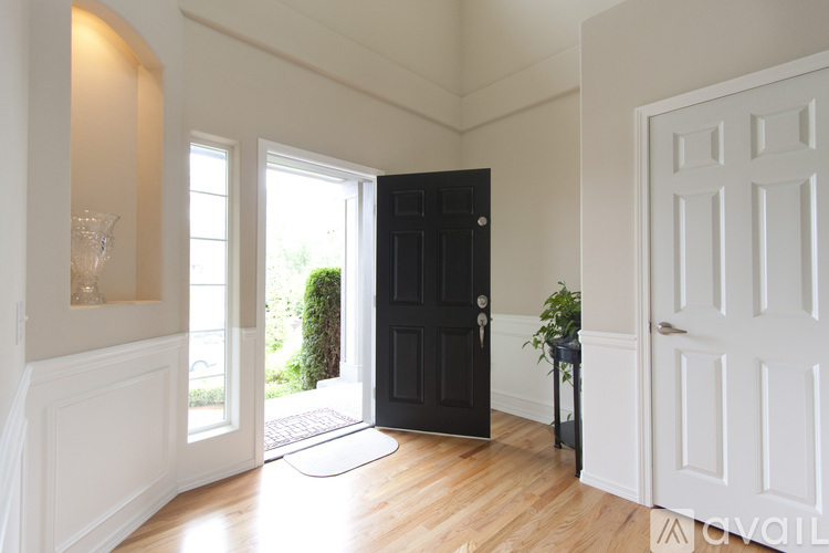 226 198th Place Southwest 4 Beds Single Family Home for Rent - Photo gallery 2