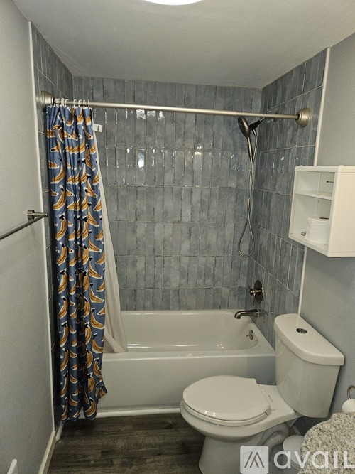 2336 5th Avenue 2 Beds Single Family Home for Rent - Photo gallery 3