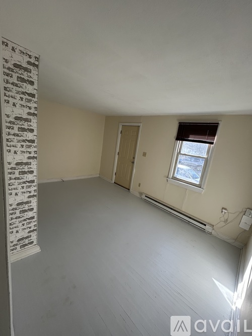 530 Virginia Avenue 2 Beds Single Family Home for Rent - Photo gallery 1