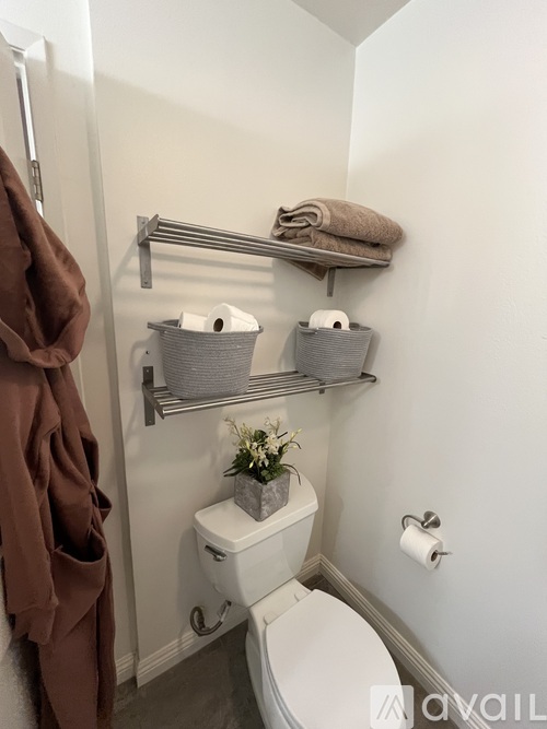3 Smokestone 2 Beds Condo for Rent - Photo gallery 2