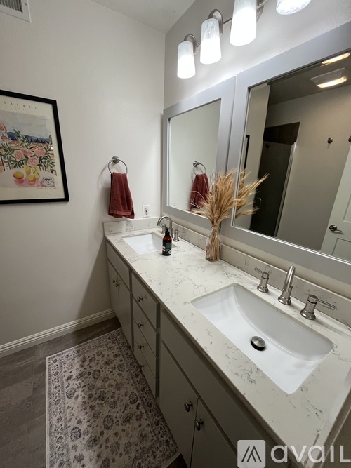 3 Smokestone 2 Beds Condo for Rent - Photo gallery 4