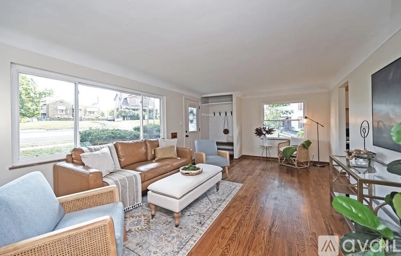 2562 Montana Avenue 3 Beds Single Family Home for Rent - Photo gallery 2