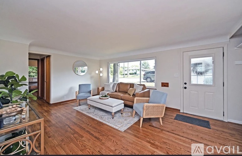 2562 Montana Avenue 3 Beds Single Family Home for Rent - Photo gallery 3