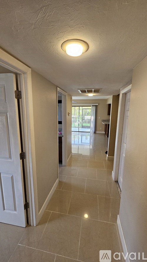 1124 Southeast 6th Avenue 3 Beds Townhouse for Rent - Photo gallery 2