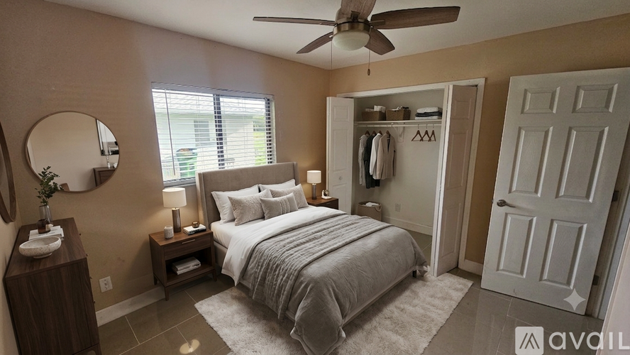 1124 Southeast 6th Avenue 3 Beds Townhouse for Rent - Photo gallery 3