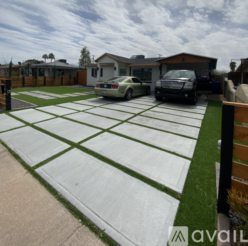 2065 East Don Carlos Avenue 2 Beds Single Family Home for Rent - Photo gallery 3