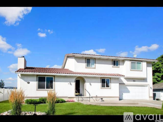 1361 N 1700 W 5 Beds Single Family Home for Rent - Photo gallery 1