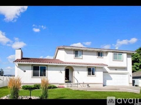1361 N 1700 W 5 Beds Apartment for Rent