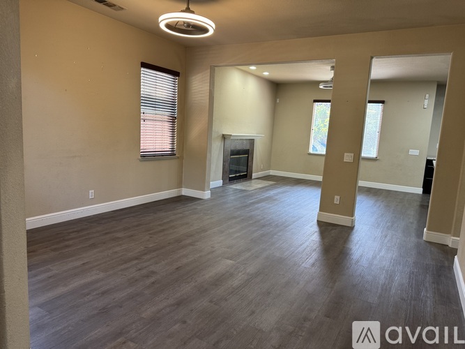 2125 Woodbury Drive 4 Beds Single Family Home for Rent - Photo gallery 1