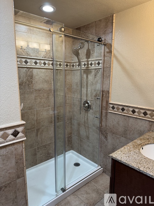 2125 Woodbury Drive 4 Beds Single Family Home for Rent - Photo gallery 5