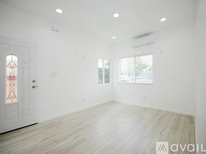 21032 Ingomar St 1 Single Family Home for Rent - Photo gallery 4