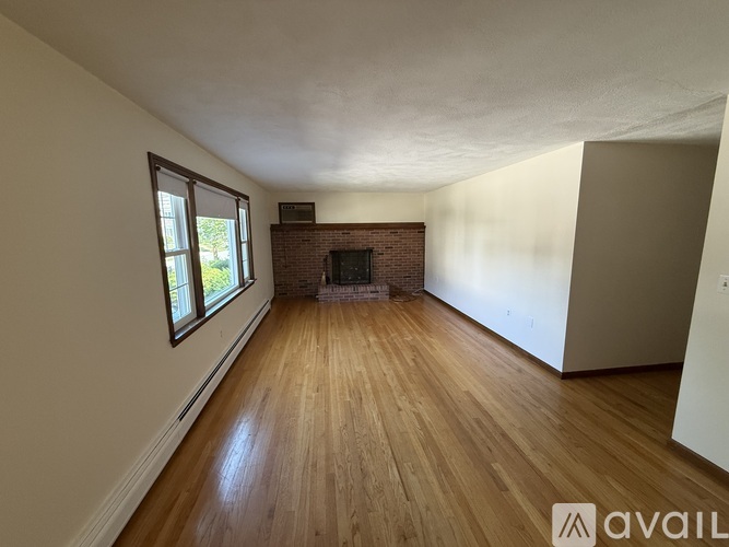30 Woodleigh Rd 3 Beds Apartment for Rent - Photo gallery 2