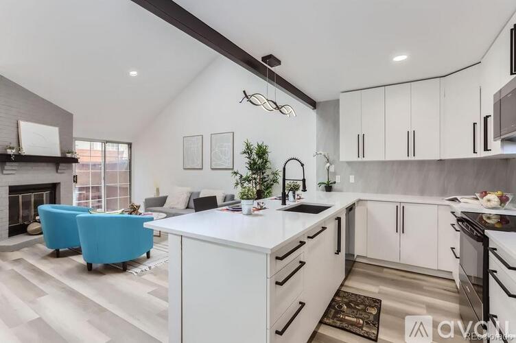12172 Bannock Circle 3 Beds Townhouse for Rent - Photo gallery 3