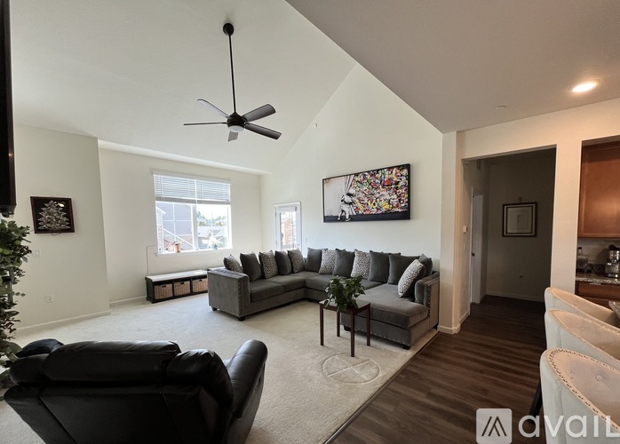 1841 South Dunkirk Street 3 Beds Condo for Rent - Photo gallery 3