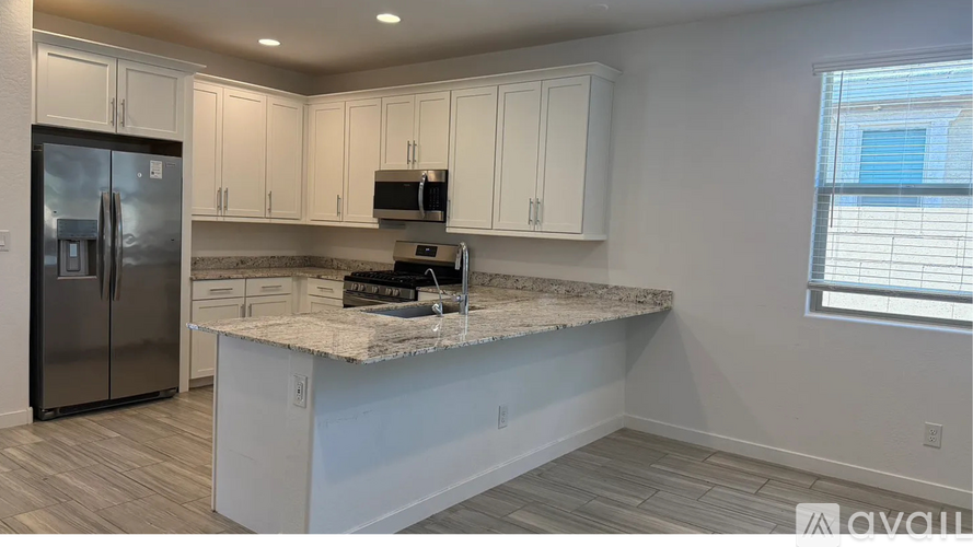 2156 West Burnside Trail 5 Beds Single Family Home for Rent - Photo gallery 2
