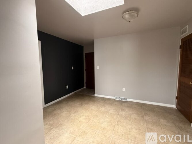 522 Liberty St 2 Beds Apartment for Rent - Photo gallery 5