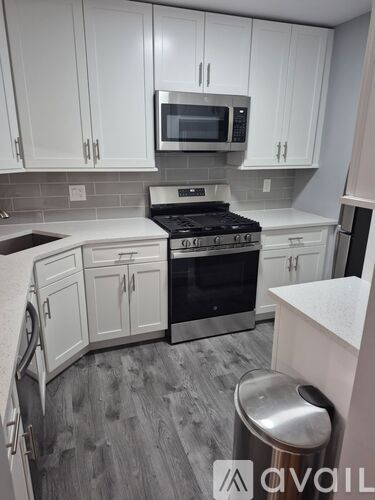 216 Hickory Court 2 Beds Condo for Rent - Photo gallery 1