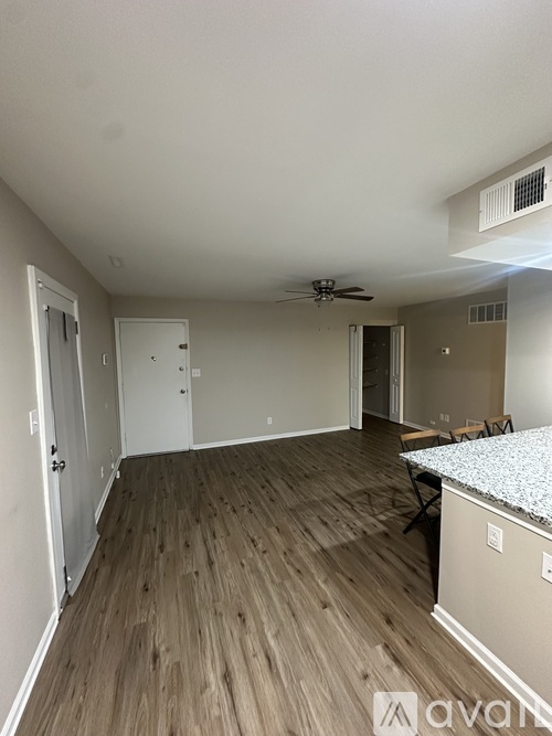 8 Cedar Avenue 2 Beds Apartment for Rent - Photo gallery 3