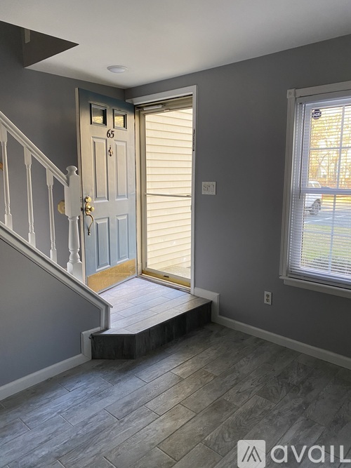 65 Cheshire Dr 2 Beds Townhouse for Rent - Photo gallery 3