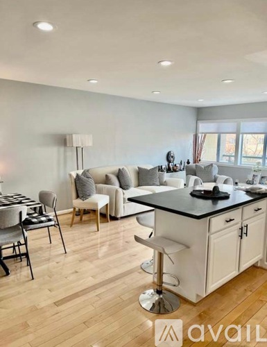 4720 Chevy Chase Drive 2 Beds Condo for Rent - Photo gallery 1