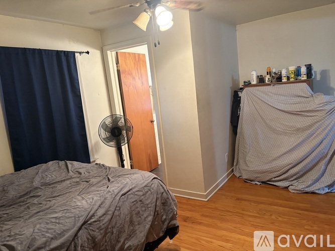 8218 Meadow Lane 3 Beds Townhouse for Rent - Photo gallery 3