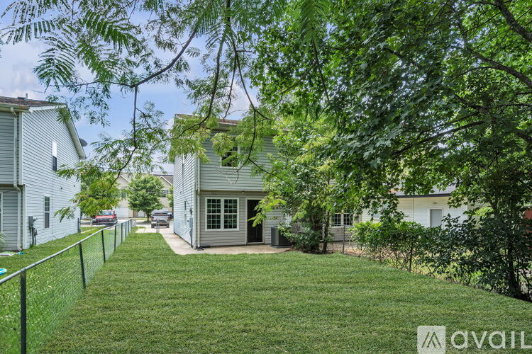1108 Carver Avenue 3 Beds Townhouse for Rent - Photo gallery 3