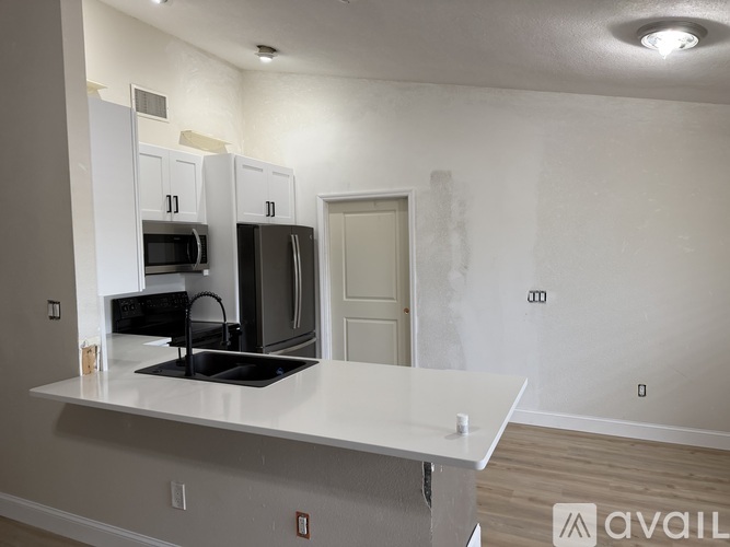 1525 Kestrel Way 3 Beds Single Family Home for Rent - Photo gallery 3