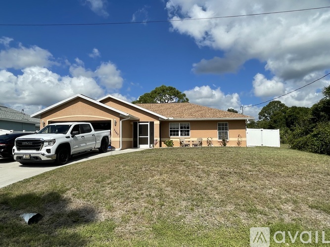 2565 Clovelon Street 3 Beds Single Family Home for Rent - Photo gallery 1