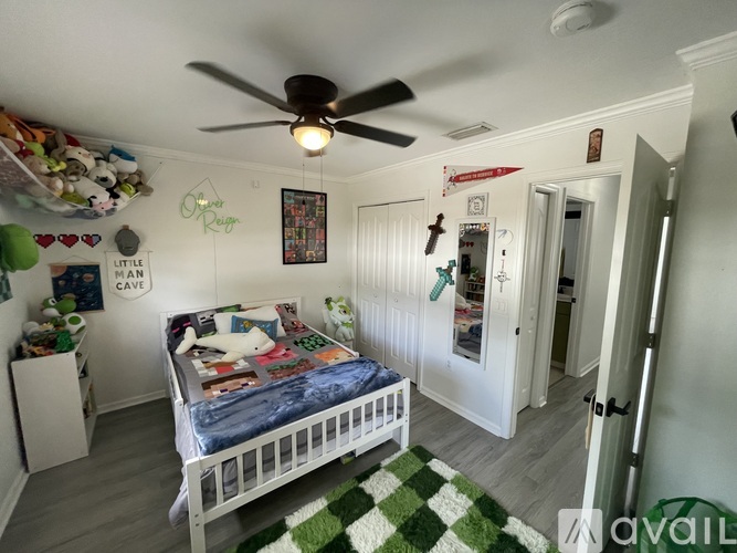 2565 Clovelon Street 3 Beds Single Family Home for Rent - Photo gallery 3