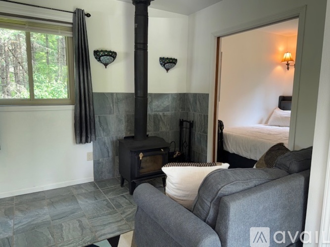 N6186 Fairway Drive 2 Beds Single Family Home for Rent - Photo gallery 2