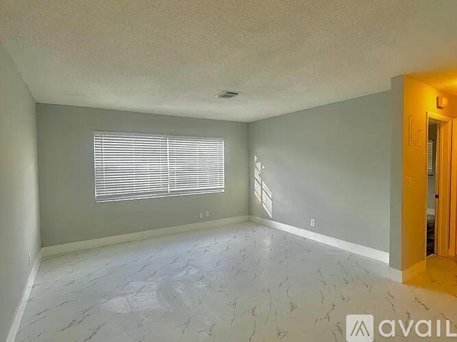 1650 Northwest 52nd Avenue 2 Beds Single Family Home for Rent - Photo gallery 3