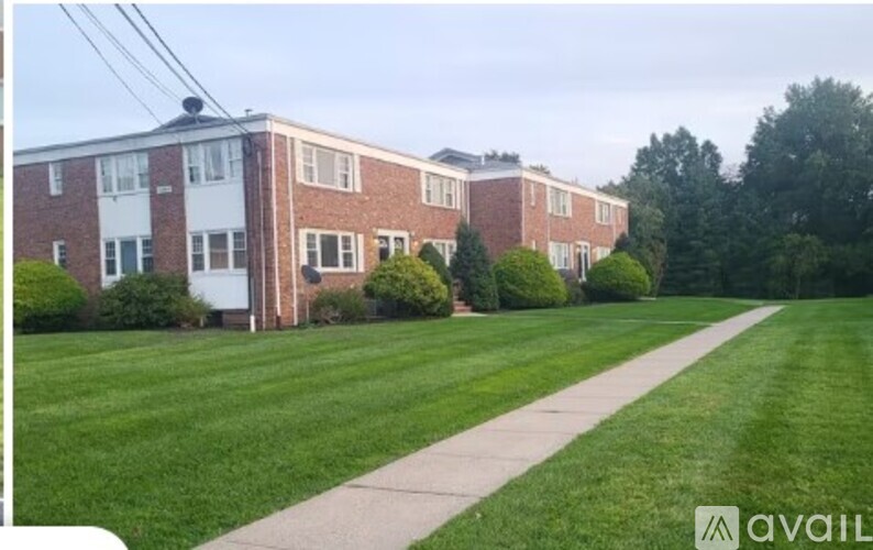 4 Columbia Drive 3 Beds Condo for Rent - Photo gallery 2