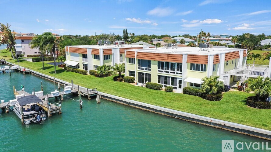 1315 Bayshore Dr 1 Condo for Rent - Photo gallery 1