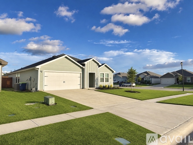 347 Boxwood Drive 4 Beds Single Family Home for Rent - Photo gallery 3