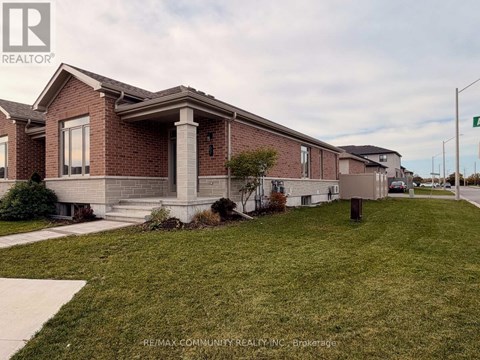 67 ATHABASKA DRIVE 2 Beds Apartment for Rent