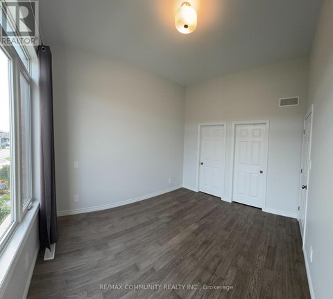 67 ATHABASKA DRIVE 2 Beds Apartment for Rent