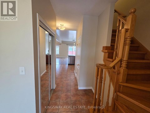 28 TIDEMORE HEIGHTS 3 Beds Apartment for Rent