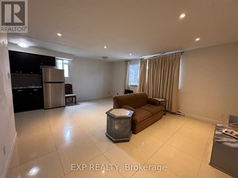 3 - 256 LAKESHORE ROAD E 1 Apartment for Rent