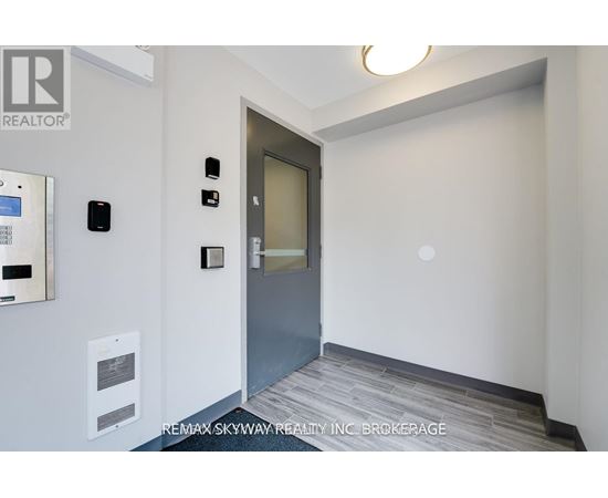 H203 - 275 LARCH STREET 2 Beds Apartment, Condo, Home for Rent - Photo gallery 5