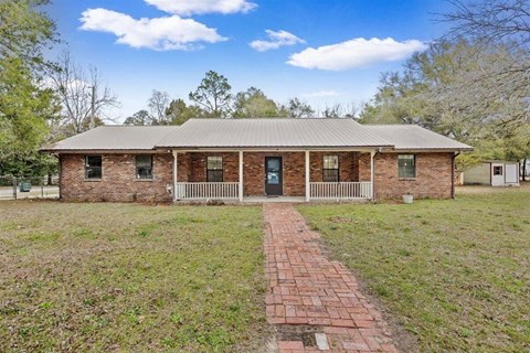 750 W Orange St 3 Beds Apartment for Rent