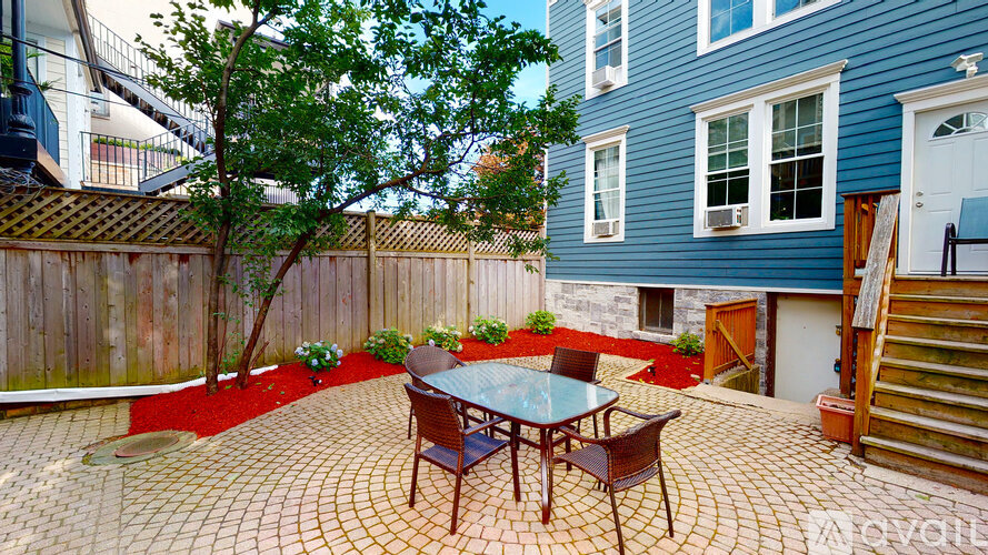 700 W Schubert Ave 3 Beds Apartment for Rent - Photo gallery 4