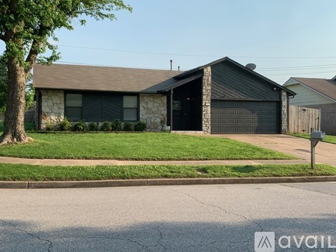 1501 W Montgomery St 3 Beds Apartment for Rent