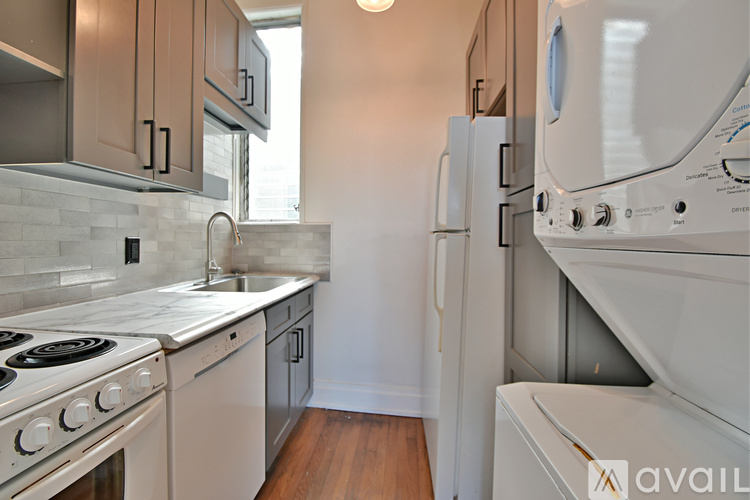 209 West Fifth Avenue 3 Beds Condo for Rent - Photo gallery 1