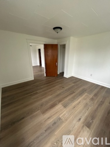 6 High St 1 Apartment for Rent - Photo gallery 1