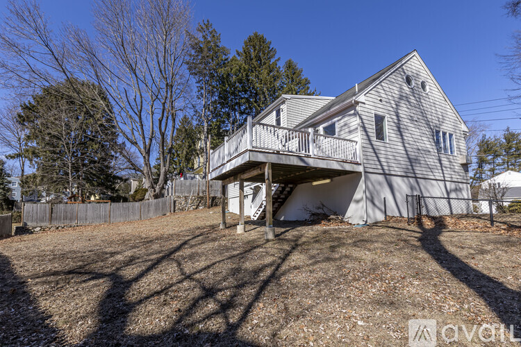 270 Cross St 4 Beds Single Family Home for Rent - Photo gallery 2